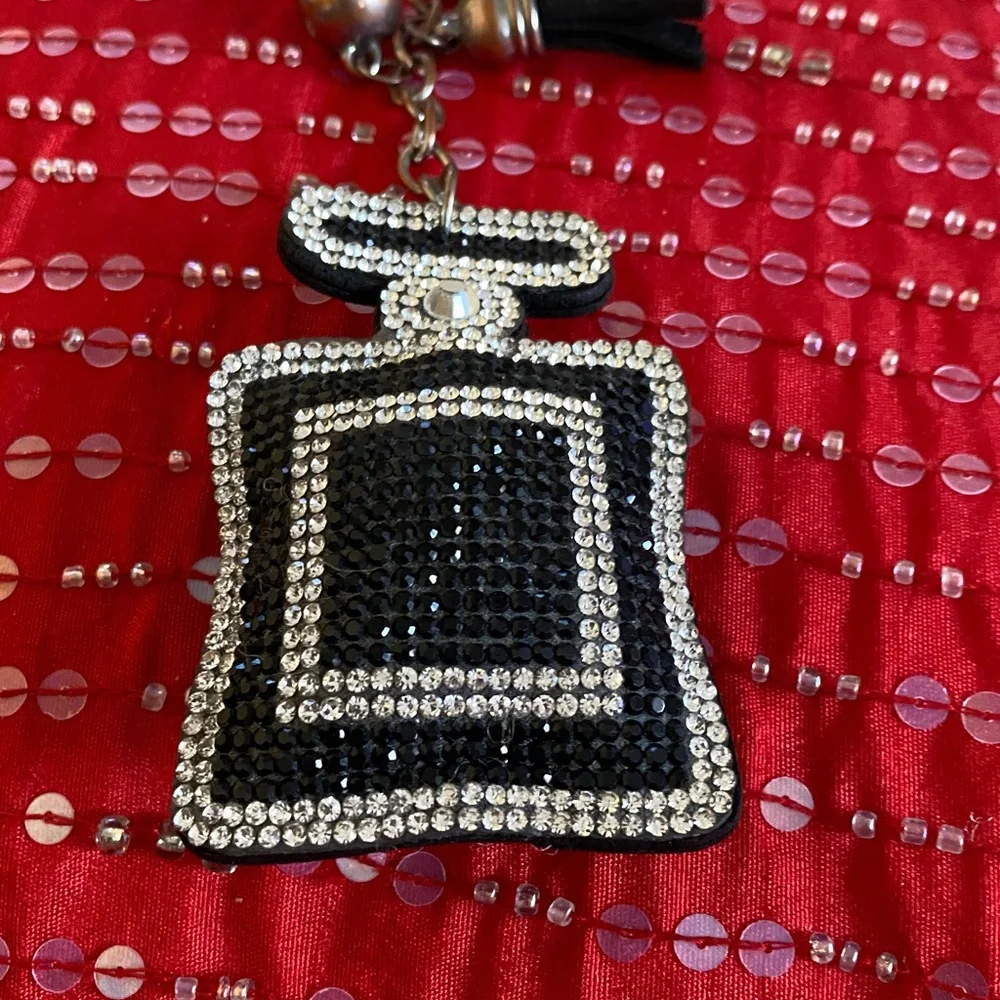Vintage Sparkling Crystal Black White Key Chain_10